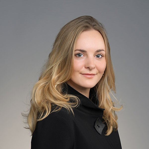 Mag. Laura Molzbichler